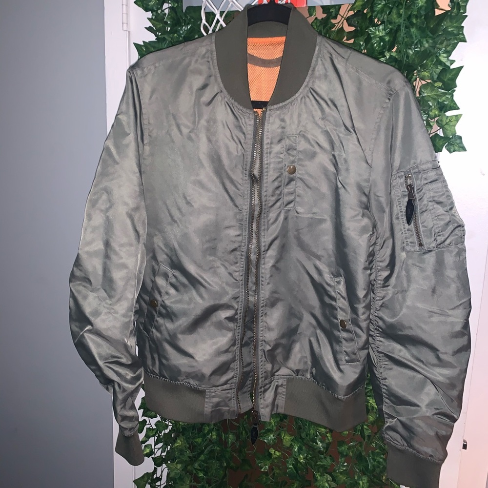 Great condition Vigoss Bomber jacket size S